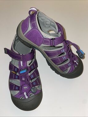 Keen Kids Purple/grey water shoes size 3 Excellent condition 🍕💜🐣15% off bundles